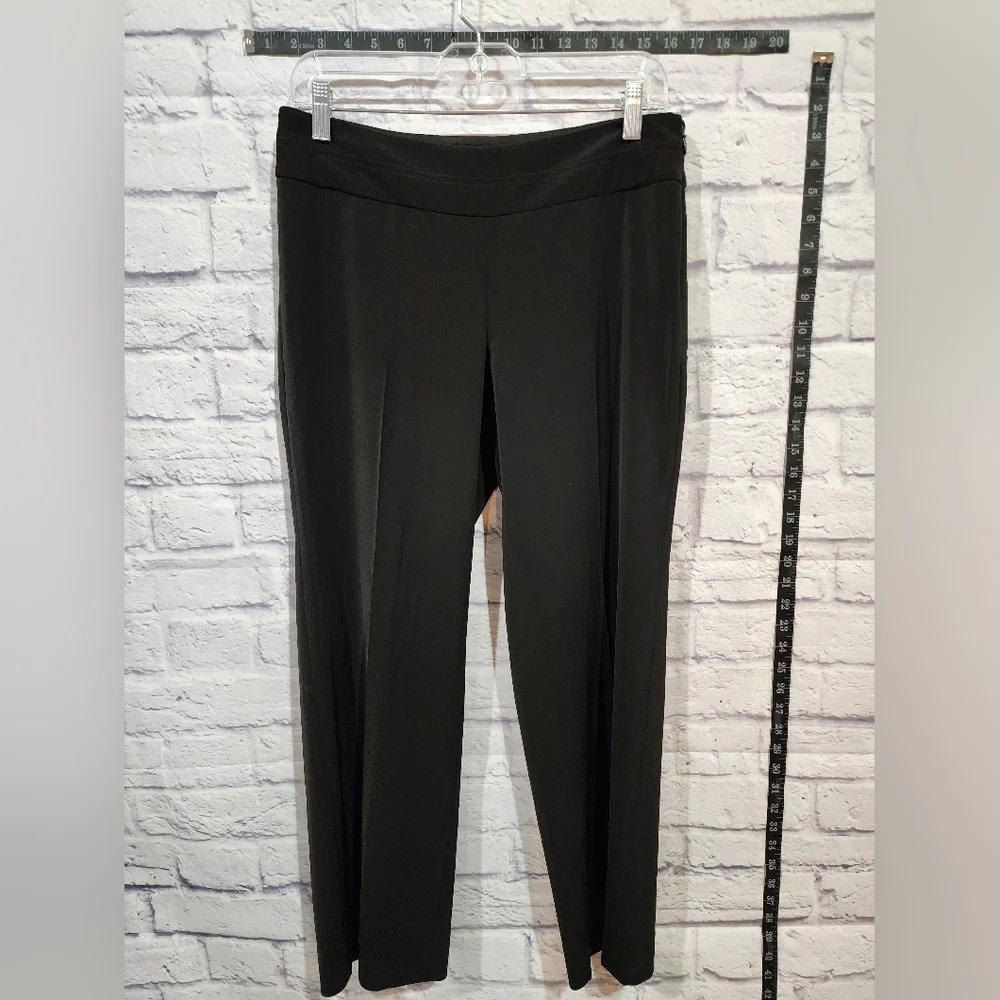 White House Black Market versatile straight cut black slacks Petite size 6S